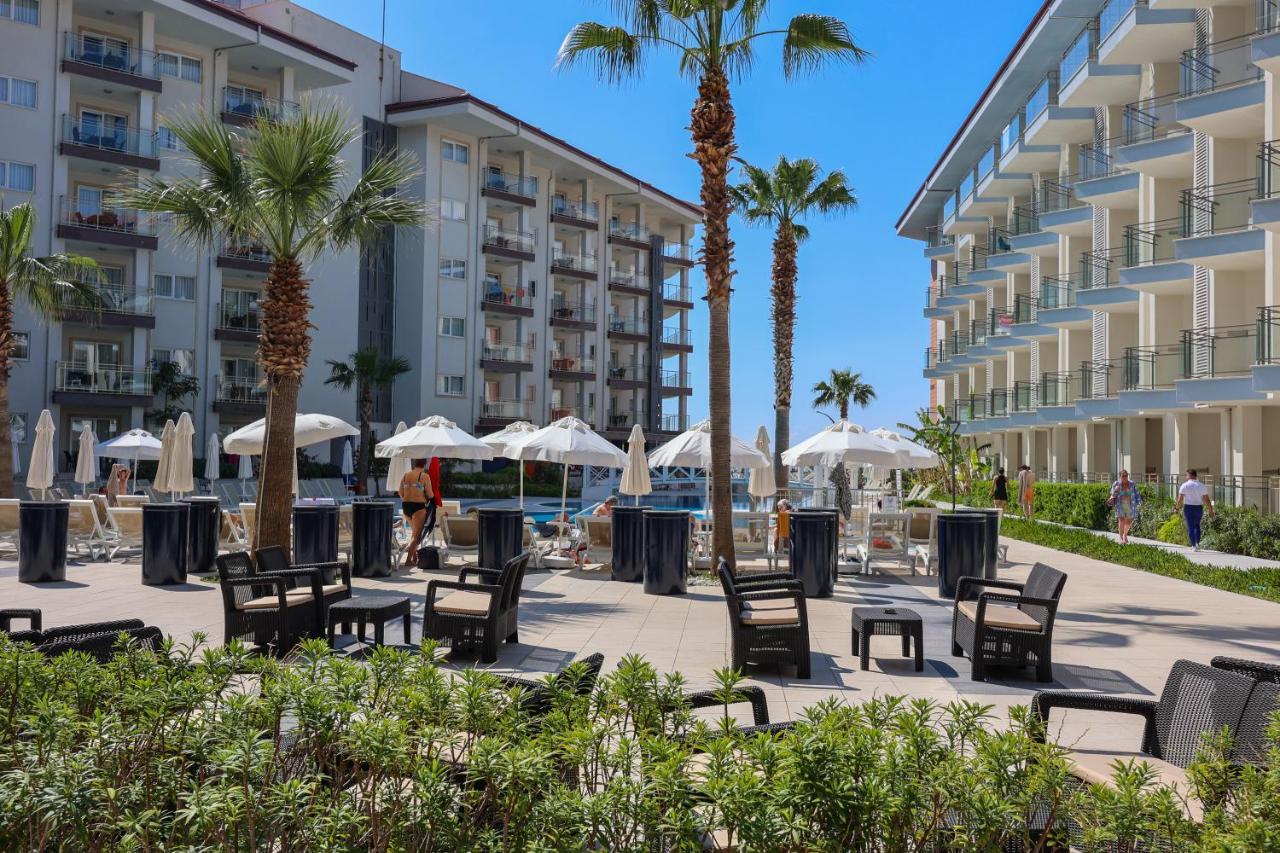 Ramada Hotel & Suites By Wyndham Kuşadası Ngoại thất bức ảnh