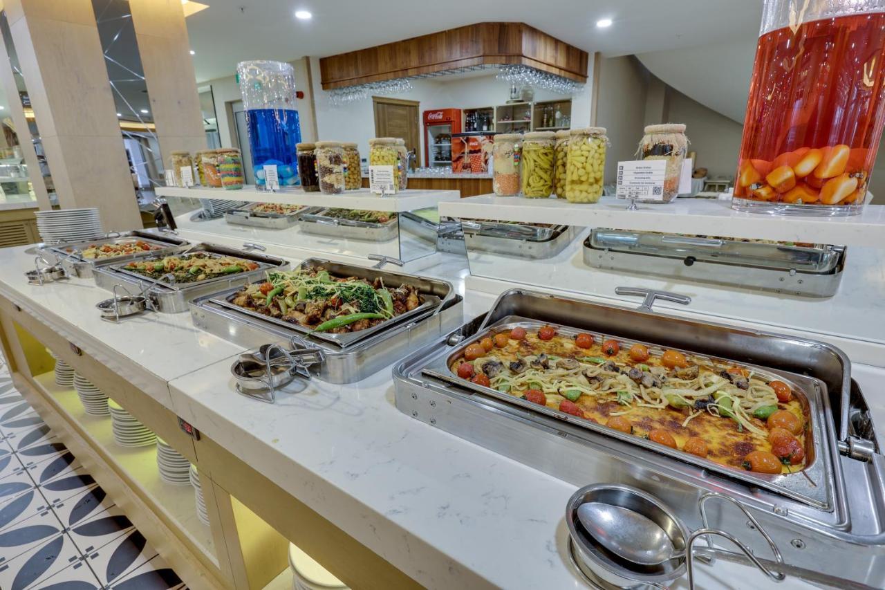 Ramada Hotel & Suites By Wyndham Kuşadası Ngoại thất bức ảnh