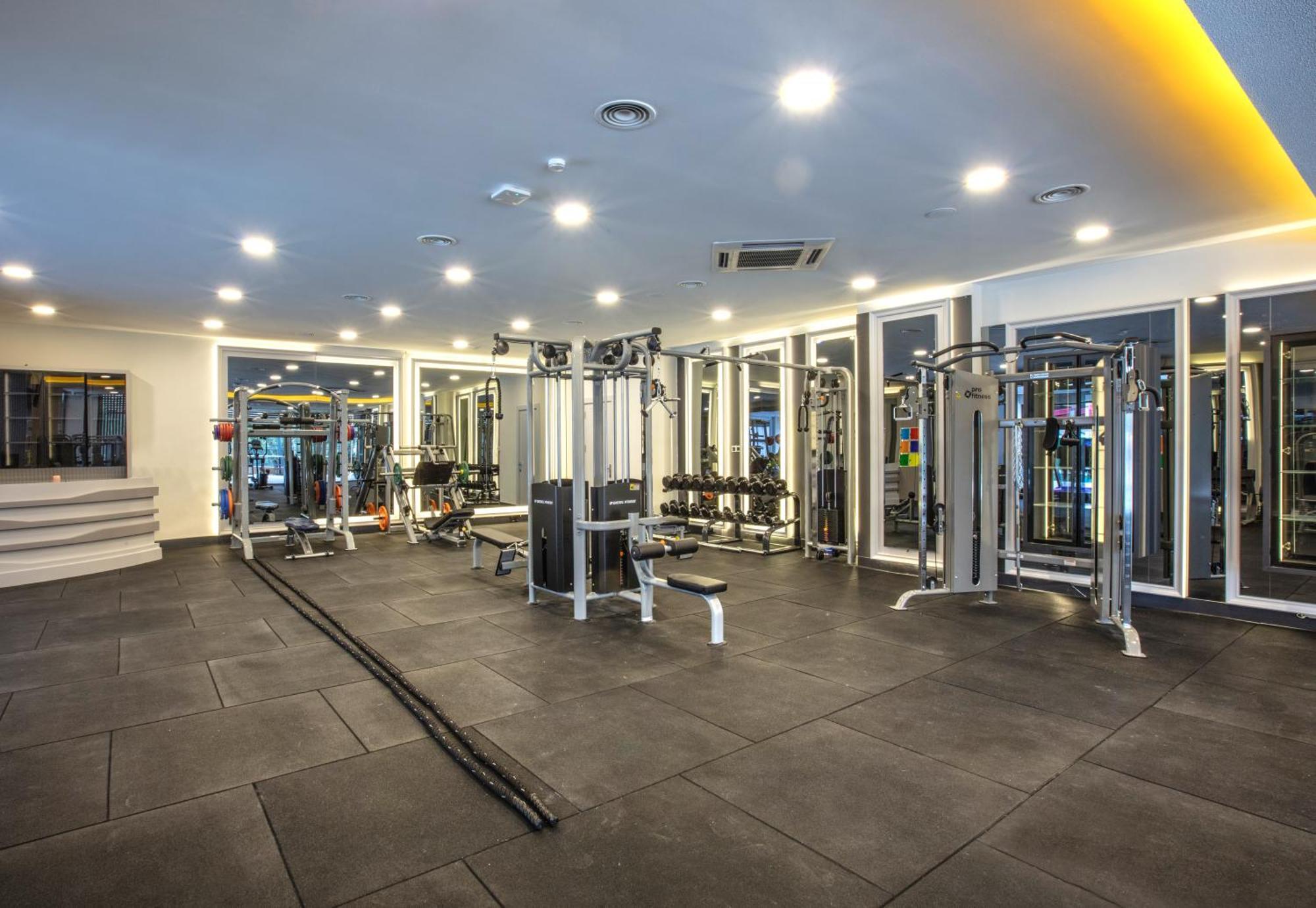 Ramada Hotel & Suites By Wyndham Kuşadası Ngoại thất bức ảnh